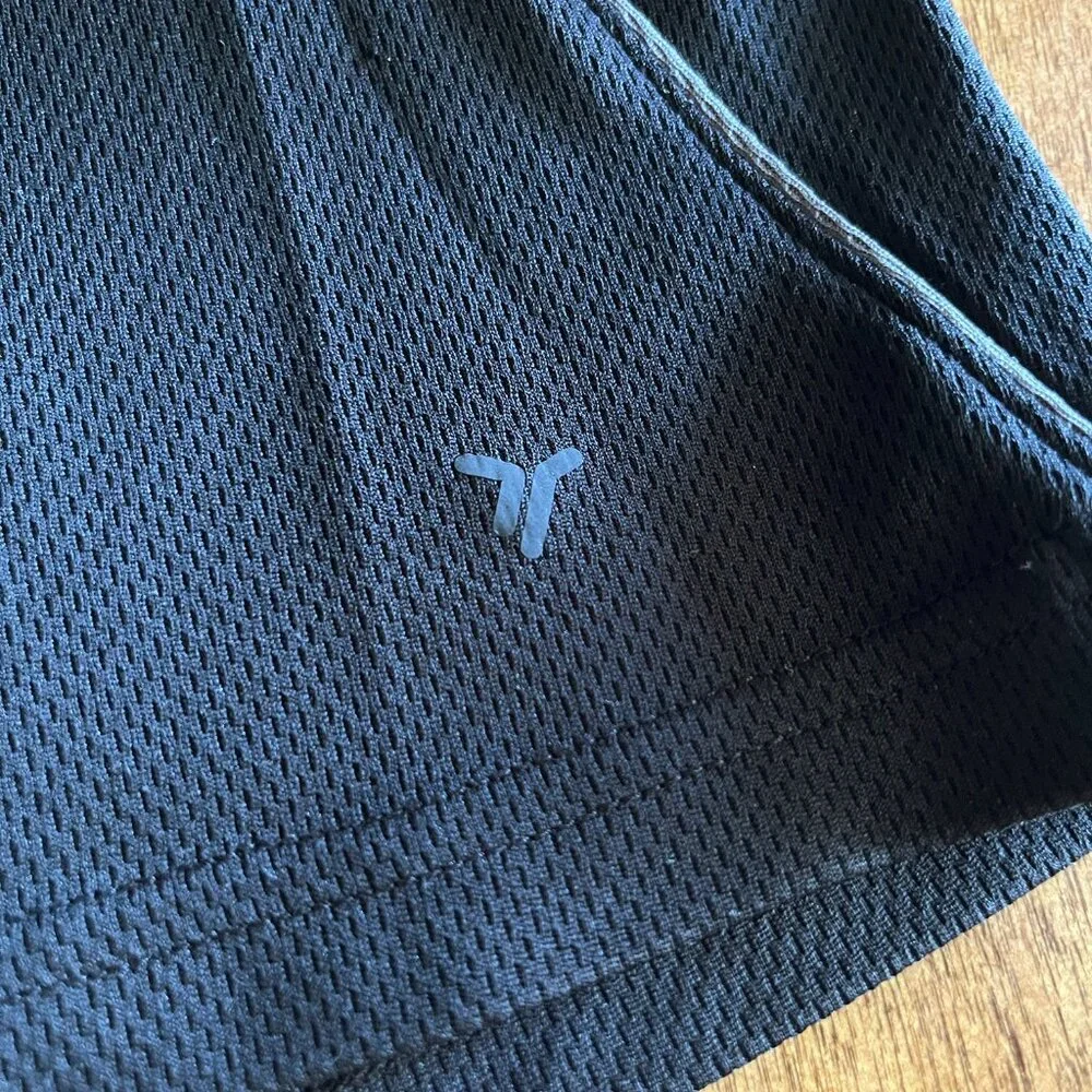 Old Navy black mesh shorts XS (5)